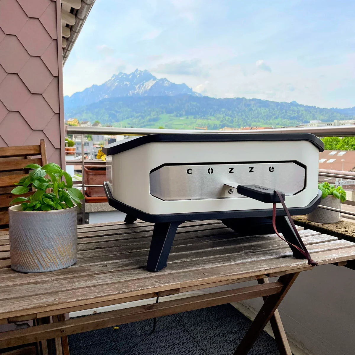 Der Cozze Elektro Pizzaofen im Test